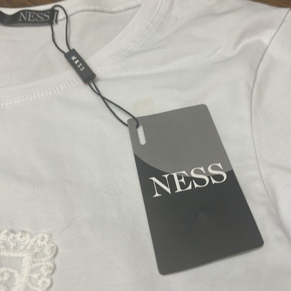 NESS Top with Lace and Pearl Detail BNWT - Picture 5 of 10